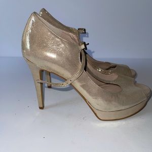 High heels shoes super cute